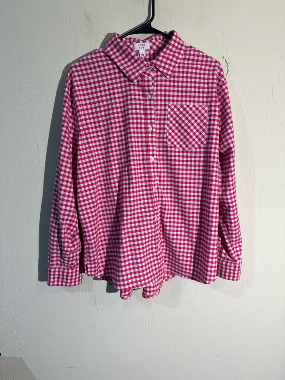 Crown & Ivy pink and white gingham button up long sleeve shirt size large
